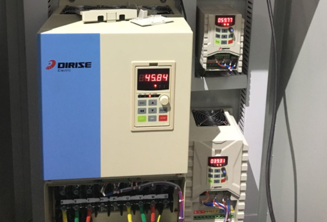 變頻器過流-故障原因-解決方法-深圳德瑞斯 變頻器過流-故障原因-解決方法-深圳德瑞斯