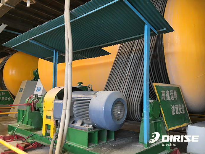 ES300變頻器在球磨機(jī)上的應(yīng)用案例-變頻器廠家德瑞斯 ES300變頻器在球磨機(jī)上的應(yīng)用案例-變頻器廠家德瑞斯